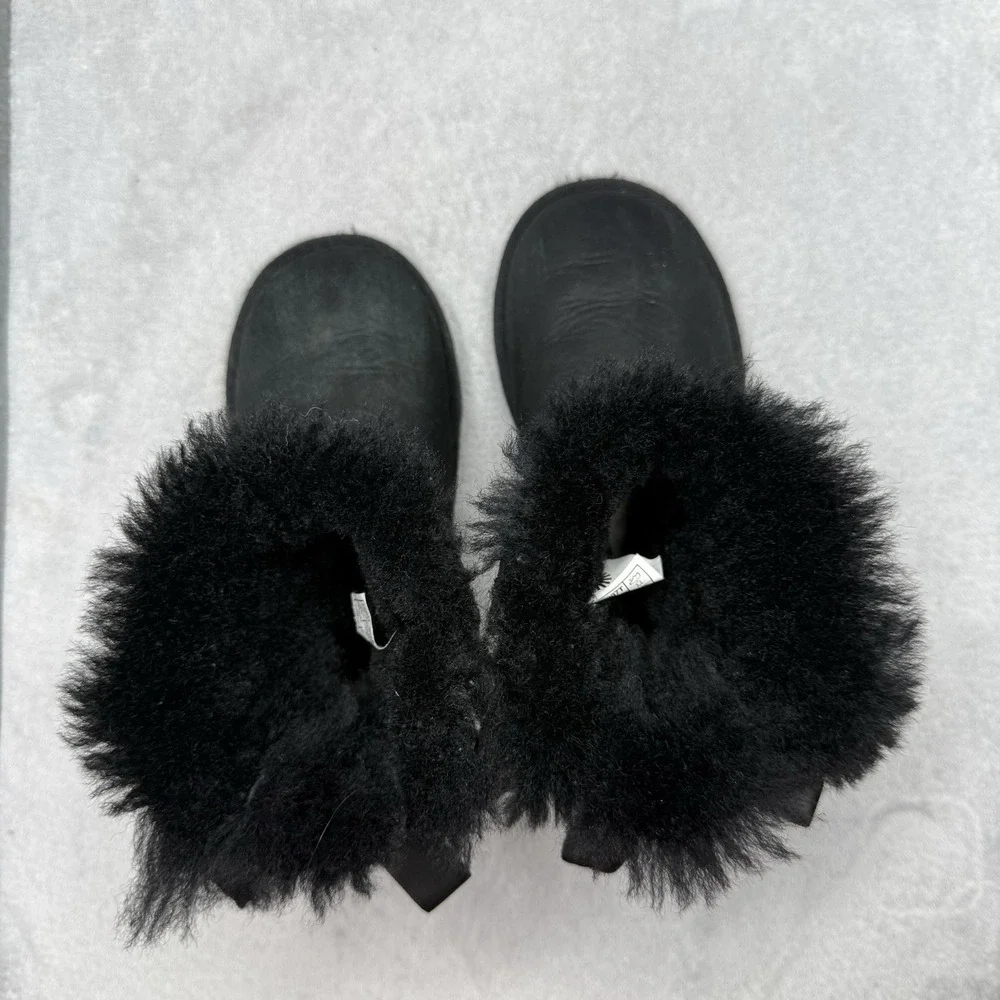 UGG Mini Bailey Bow II Boots Toddler Girls Size 10 Black Sheepskin 1017397T